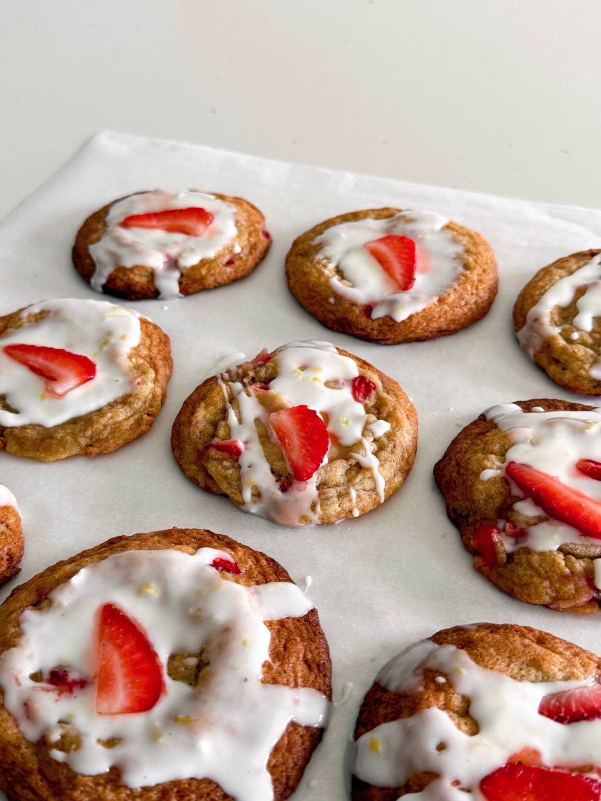 Strawberry Lemon Glazed Cookies