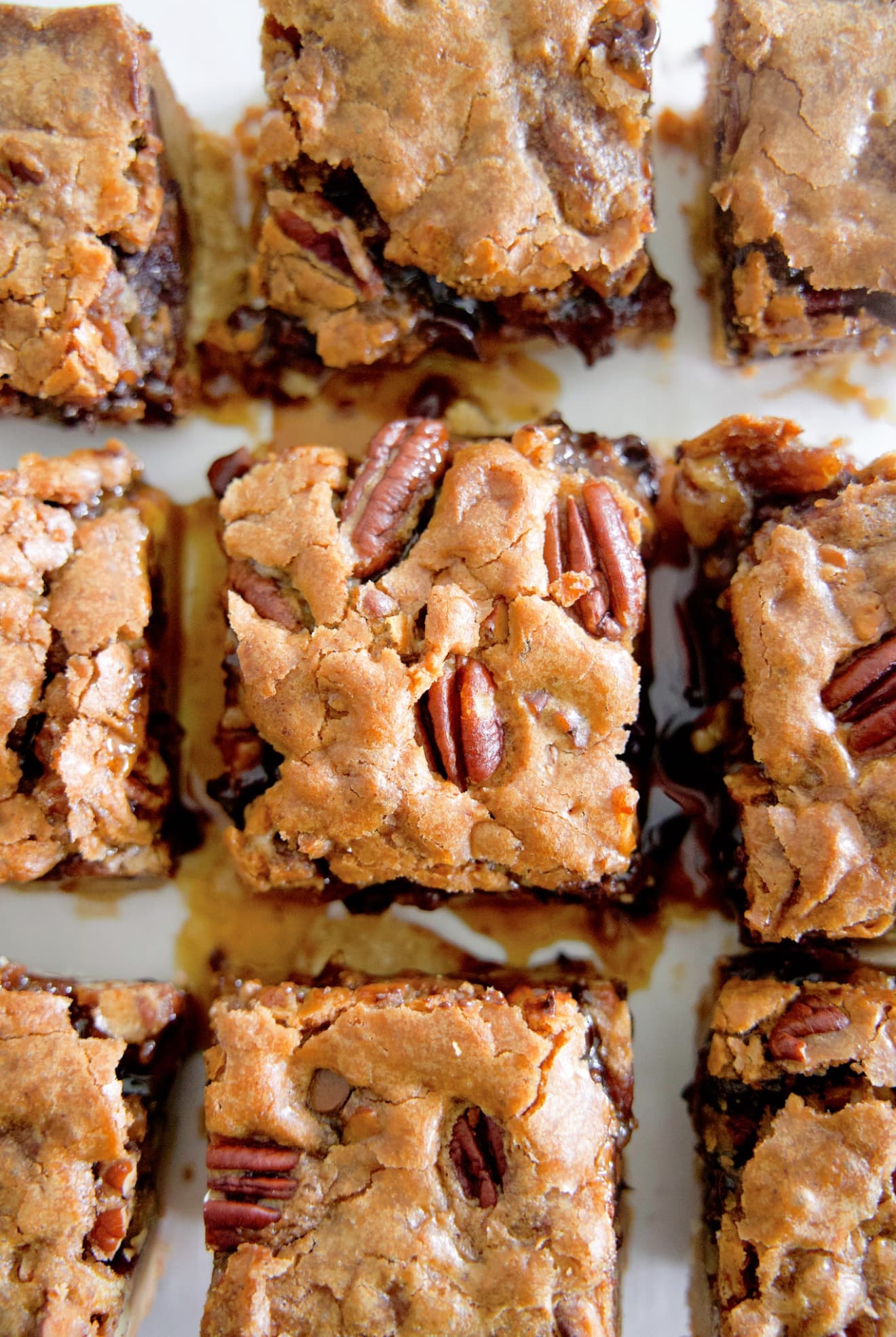 Chocolate Chip Pecan Pie Shortbread Bars