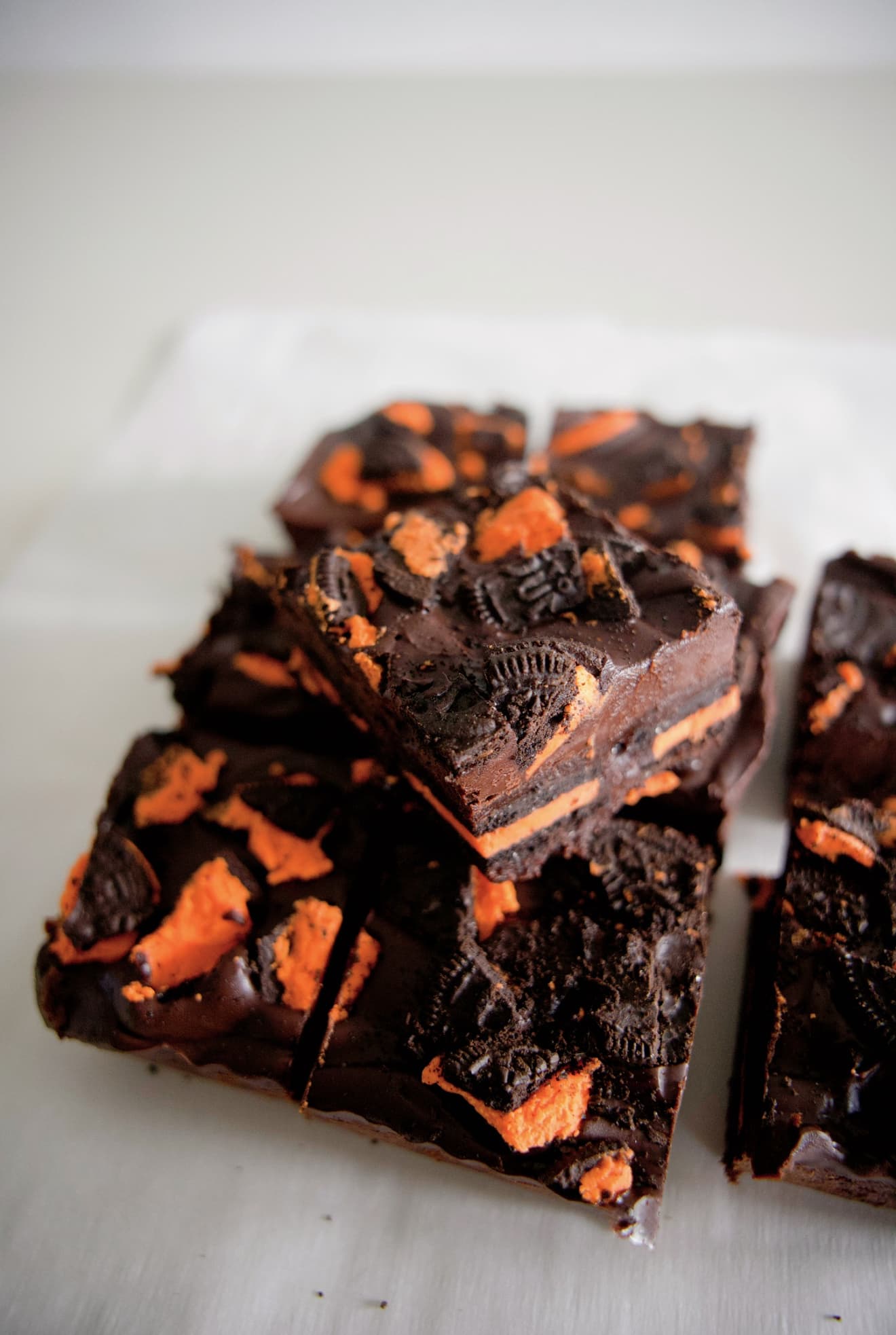 Halloween Oreo Stuffed Brownies