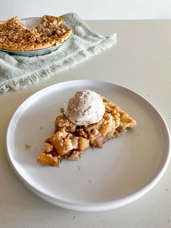 Apple Crumble Pie