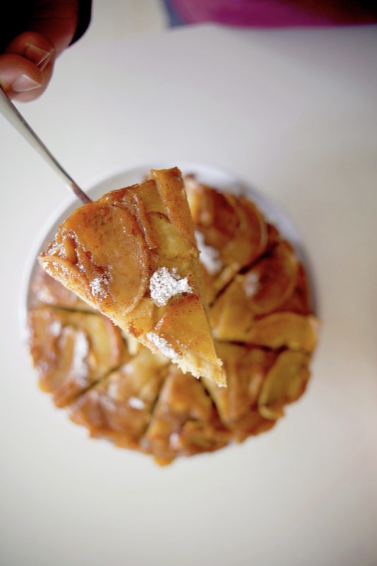 Caramel Apple Upside Down Cake