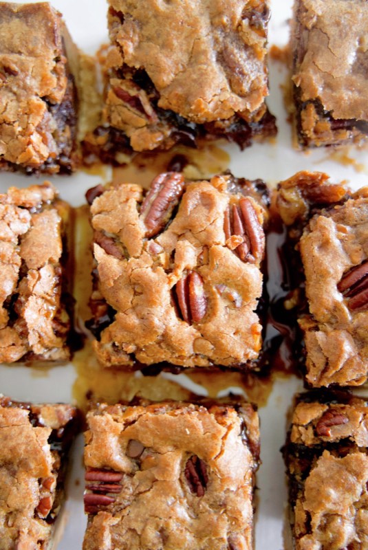 Chocolate Chip Pecan Pie Shortbread Bars