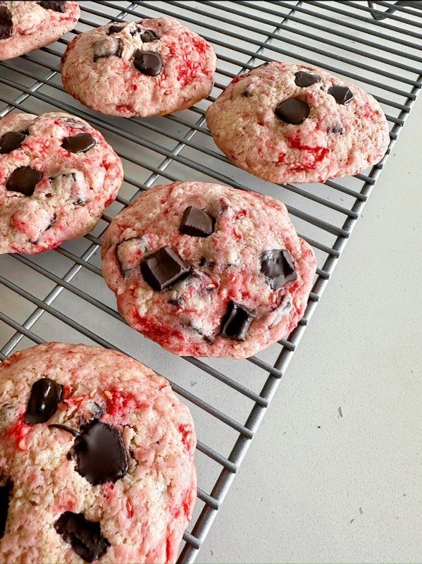 Dark Chocolate Chunk Raspberry Cookies