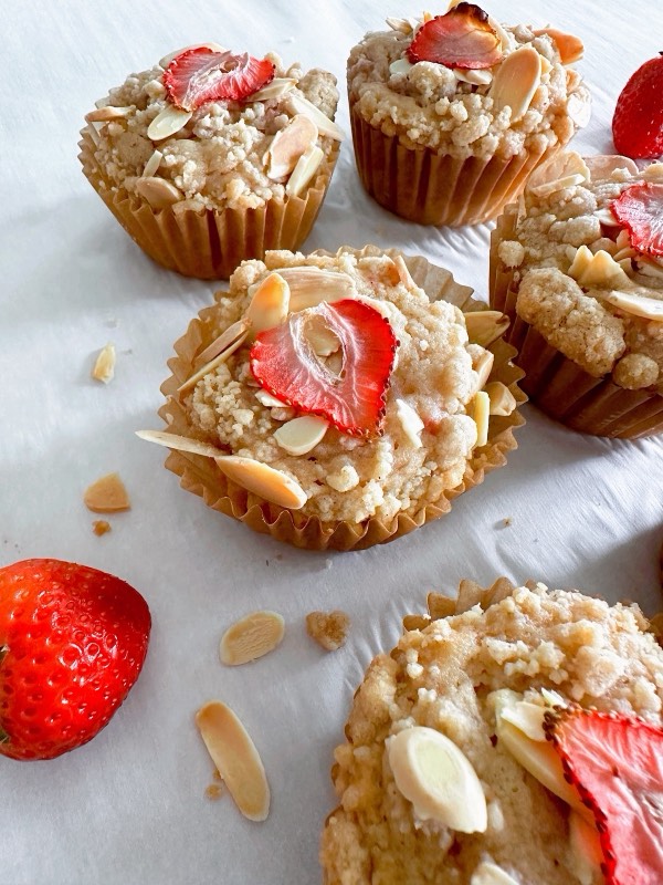 Strawberry Almond Streusel Muffins